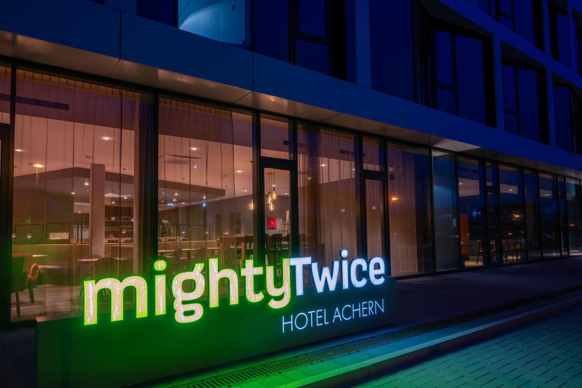Mightytwice Hotel Achern Zewnętrze zdjęcie